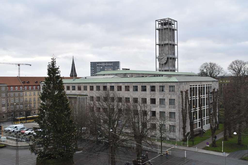 Radisson Red 4*